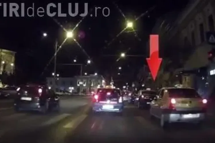 Cluburile din Piața Unirii atrag taximetriștii ca MUȘTELE - VIDEO