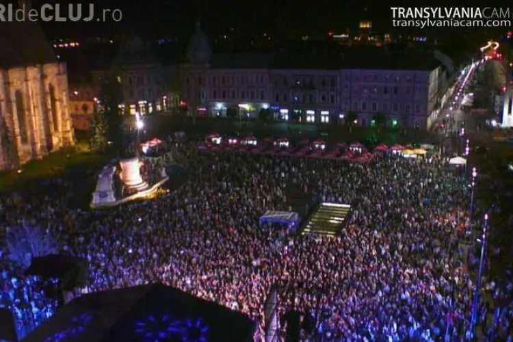 Piața Unirii plină la concertul Loredana - VIDEO