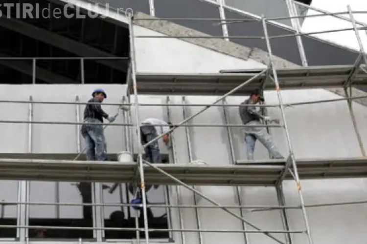 Accident pe șantier în Bună Ziua. Un muncitor a picat de pe schelă de la peste 12 metri