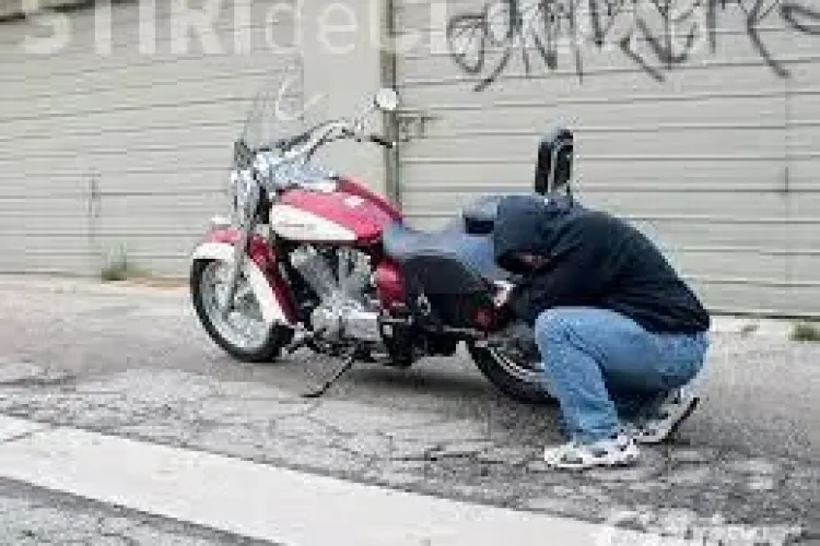Clujean prins de polițiști în timp ce încerca să fure o motocicletă din Florești