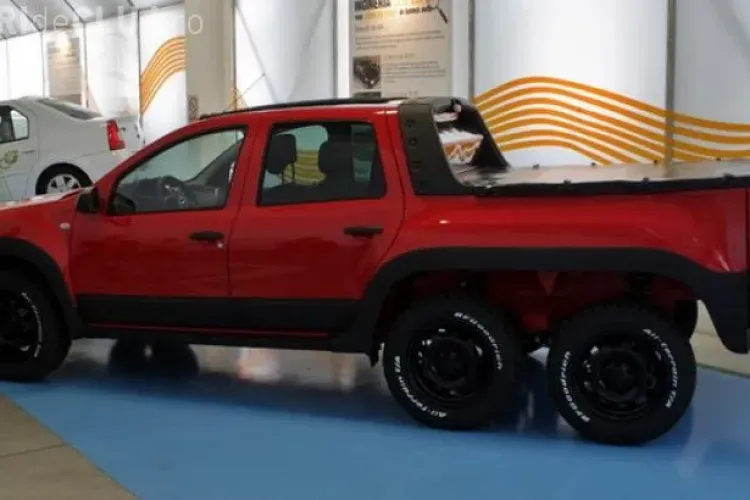 Cum arată Dacia Duster cu 6 roţi - FOTO