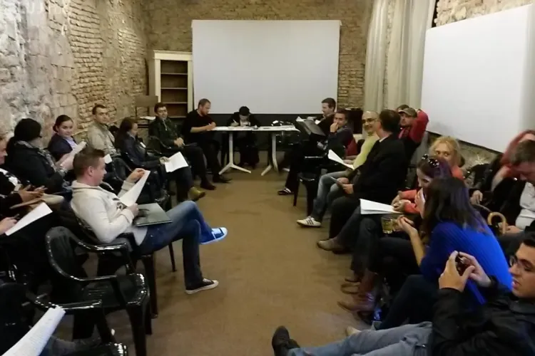 Ziariștii clujeni lansează o campanie de sprijinire a jurnalistului condamnat pentru un titlu care nu-i aparține