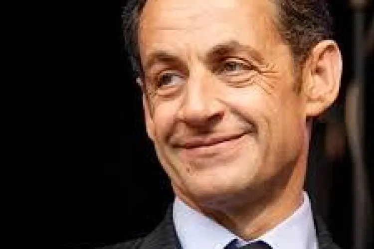 NICOLAS SARKOZY a fost REŢINUT pentru TRAFIC DE INFLUENŢĂ