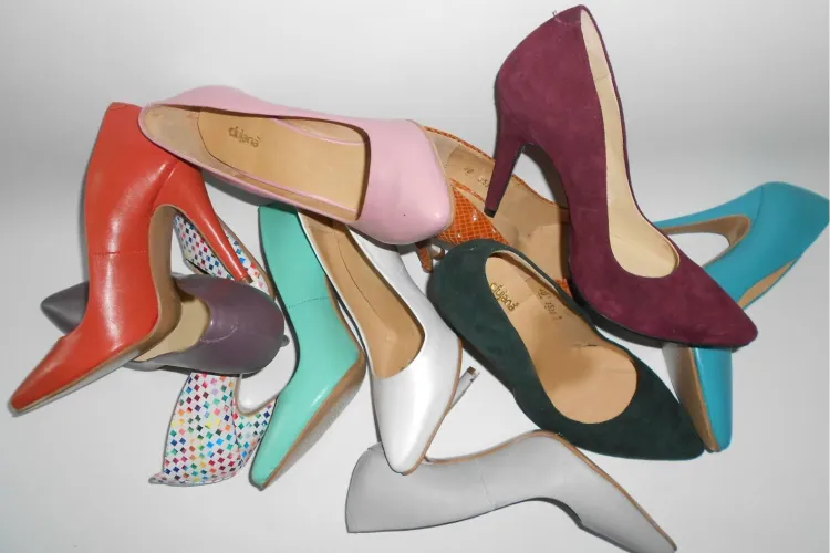 Clujeana lansează ghete flexible și pantofi stiletto sub brand propriu - FOTO