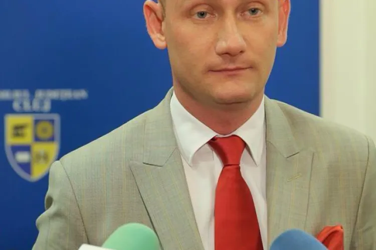 TSD Cluj îl acuză pe Seplecan de lipsă de transparență: ”Unde vă este CV-ul, domnule Seplecan?”