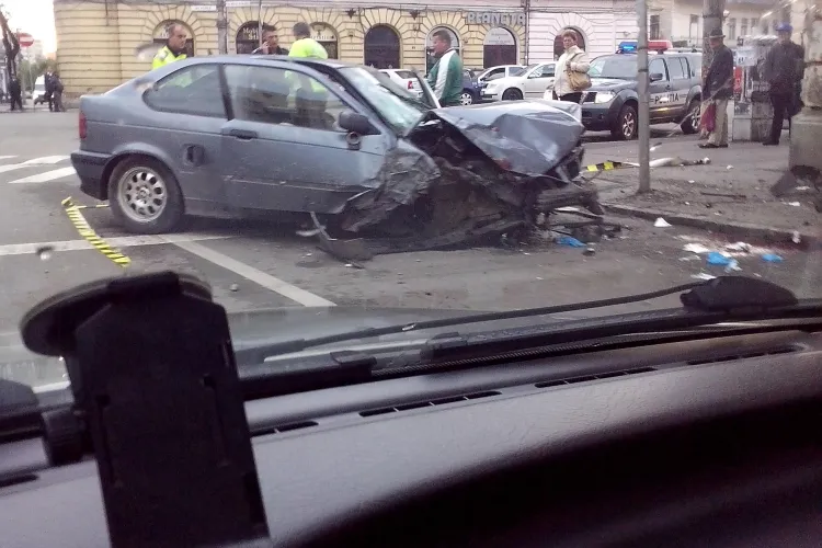 A MURIT victima accidentului de pe Dragalina intersecție cu strada Horea. Detalii ȘOCANTE 