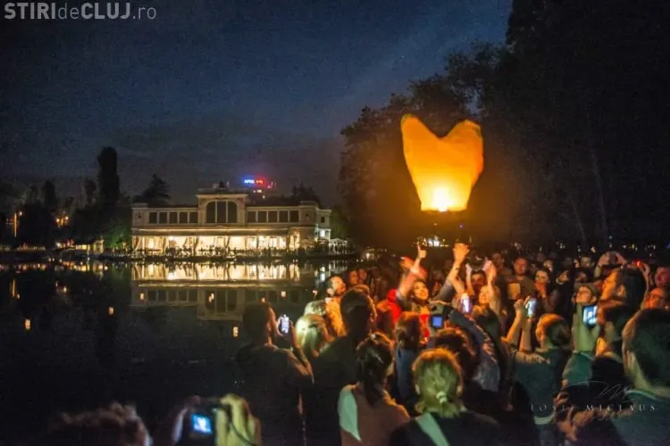 Atmosferă de basm în Parcul Central, la Festivalul Luminii GALERIE FOTO