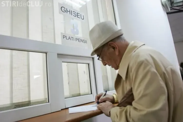Numărul pensionarilor din România se află în scădere, însă valoarea pensiilor a crescut