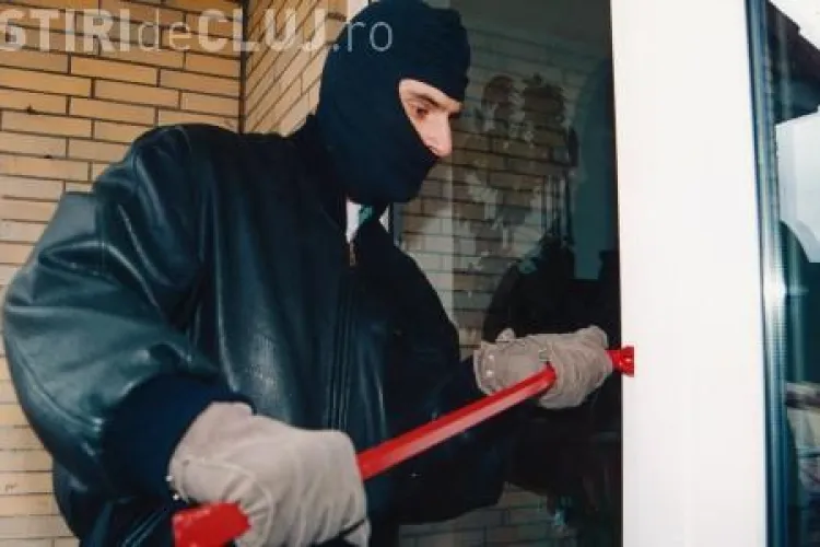 Au spart sediul Electrica de pe strada Taberei, Mănăștur. Paguba este URIAȘĂ. Au furat tot ce era mai BUN