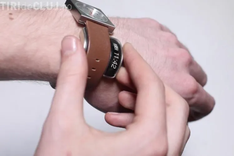 Un accesoriu transformă orice ceas obişnuit într-unul SMART - VIDEO