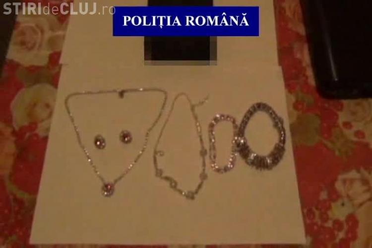 A spart o VILĂ din Bună Ziua și a furat bijuterii în valoare de 50.000 de euro - VIDEO