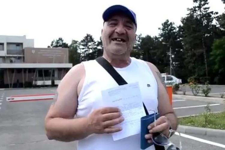 Nelson Mondialu reclamat la Poliție pentru că își plimbă veverița cu mașina - VIDEO