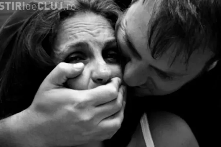 Violator reținut de polițiști la Cluj. A obligat o minoră să se urce în mașină și a violat-o