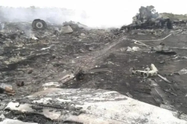 Convorbire între doi lideri rebeli din Ucraina: Au doborât avionul malaezian AUDIO