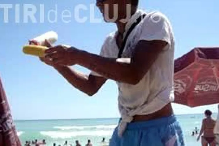 Vanzătorii ambulanți de pe litoral au un "campion": "Pentru blonde și roșcate, dau porumbul pe la spate. Ia porumbul de la mine, că-i viagra