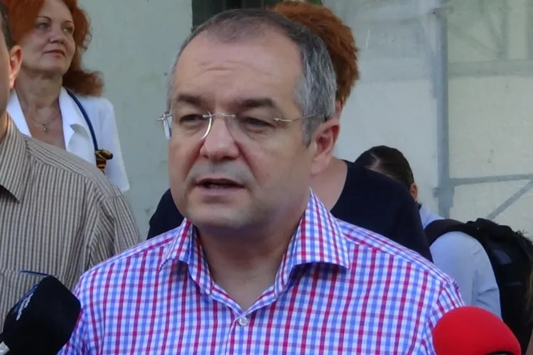 Boc crede că ”topirea” PDL în PNL cu nume cu tot ar fi un lucru nedrept pentru membrii de partid