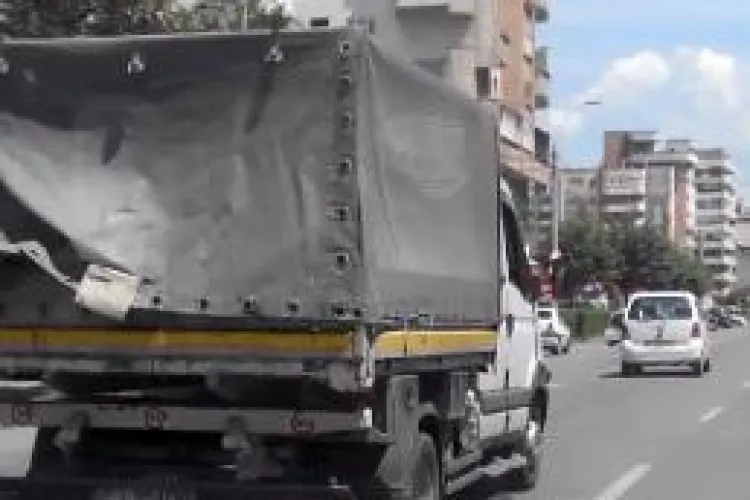 Șicanare în traficul clujean în angajații unei instituții publice și o mașină de la RDS! S-a lăsat cu PLÂNGERI? - VIDEO