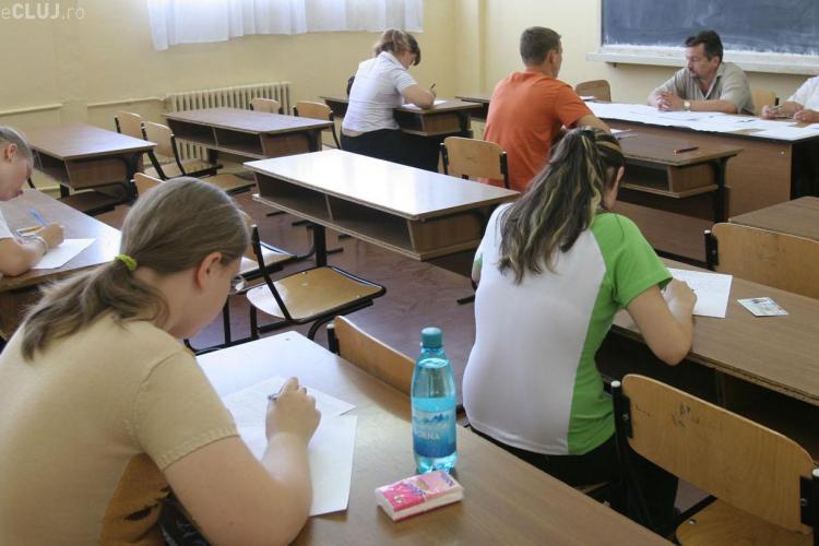 BACALAUREAT 2014: Aproape 100 de elevi clujeni absenți la proba obligatorie de profil
