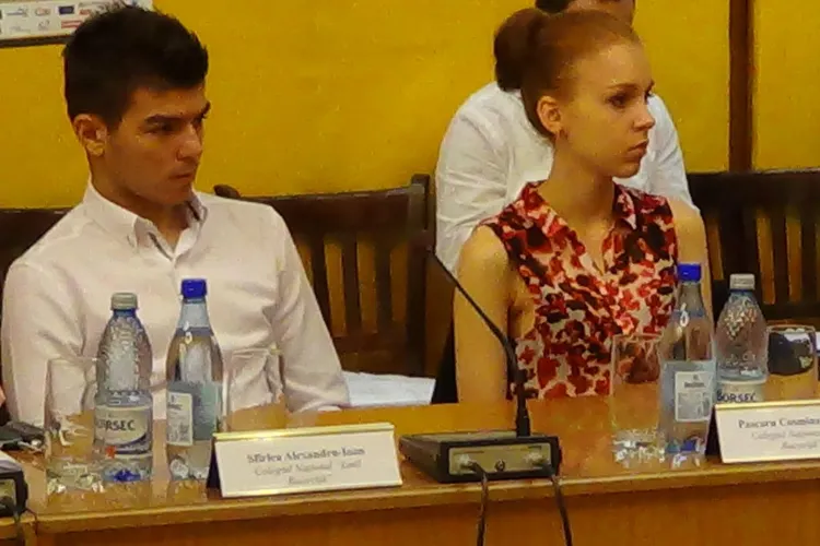 Elevii cu ZECE la BAC de la Racoviță au intrat fără probleme la Informatică, la Poli și la UBB Cluj