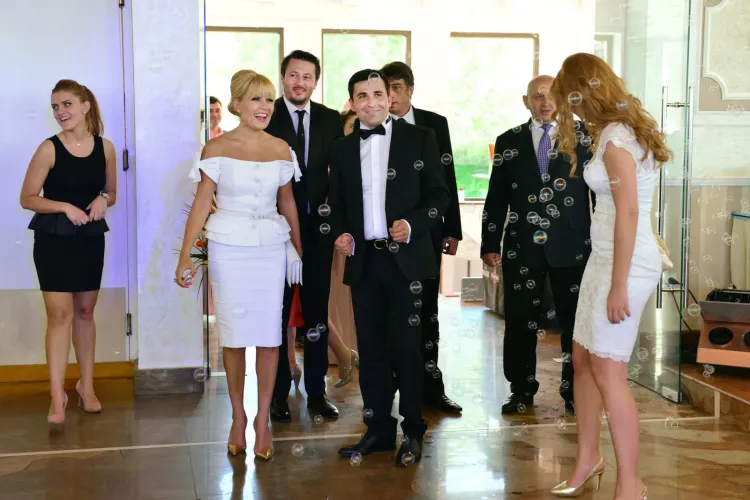 Elena Udrea a botezat copilul unui deputat la Cluj. Cum a fost evenimentul? - FOTO