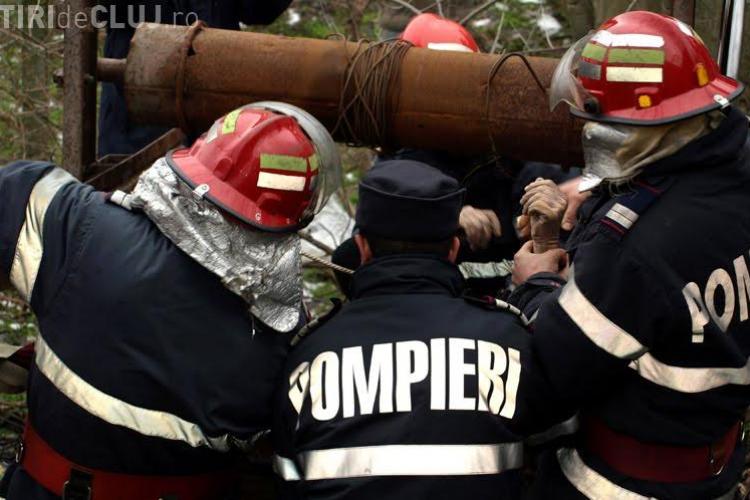 Incident în comuna Feleac! Pompierii chemați să scoată un om dintr-o fântână