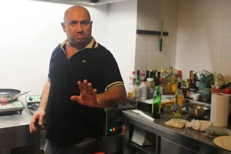 Chef Cătălin Scărlătescu a luat foc când a citit meniul unui restaurant: Ăștia nu știu scrie în românește!