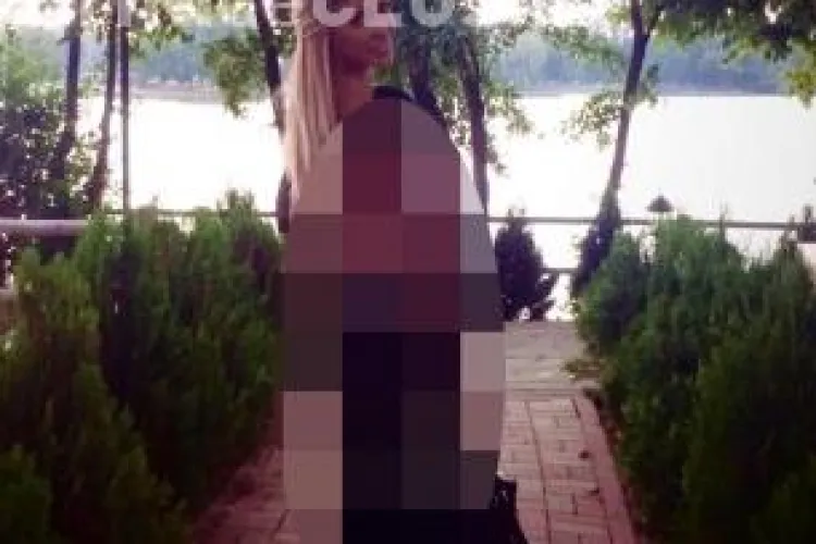 Bianca e slabă, dar are și atuuri! Cum arată în această rochie superbă - FOTO