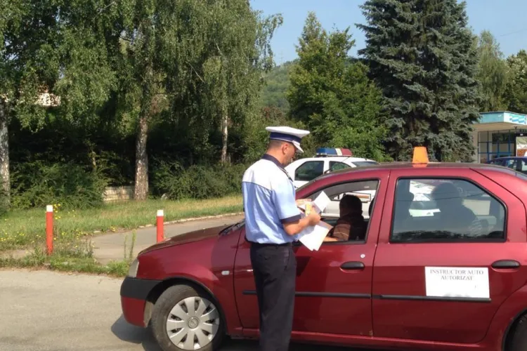 De la ce ȘCOLI DE ȘOFERI DIN CLUJ sunt instructorii beți și cu mașini defecte? - UPDATE