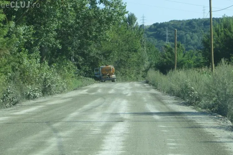 Lucrările la ”DRUMUL GROAZEI” de la Fizeșu Gherlii au fost finalizate. Se încep lucrările la alt drum FOTO