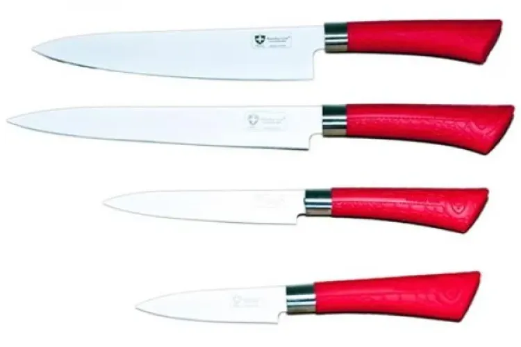 Bișnițari prinși de polițiștii clujeni la vândut de cuțite