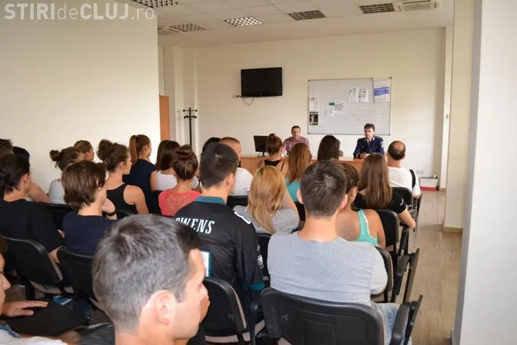 Meseria de polițișt promovată în rândul minorităților etnice din Cluj FOTO