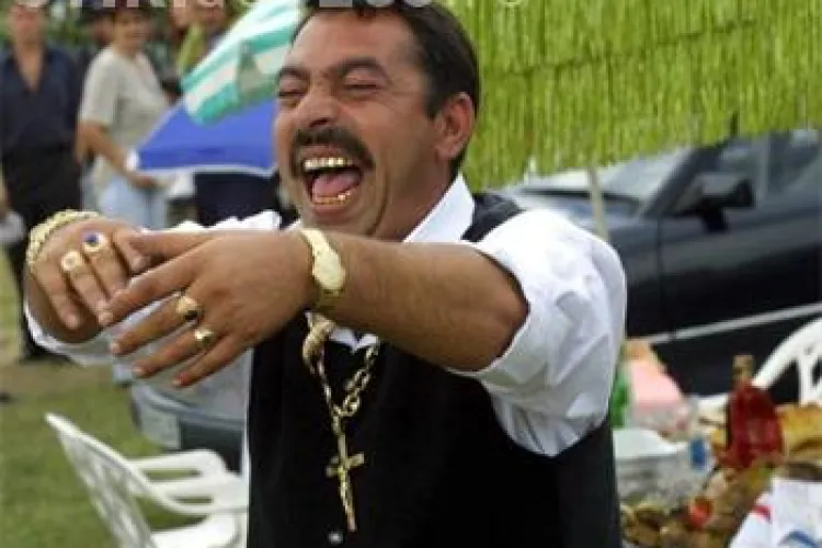 Romii din Transilvania nu mai vor ”țigănie” la Costești