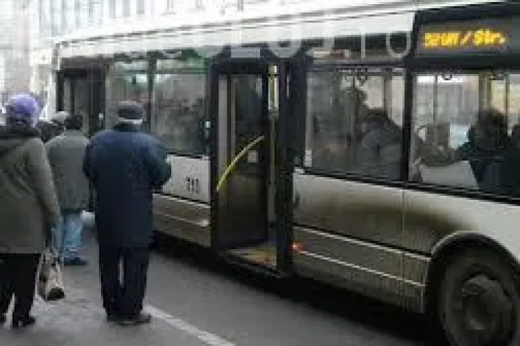 Pensionarii din Florești se pot prezenta pentru elibararea abonamentelor gratuite