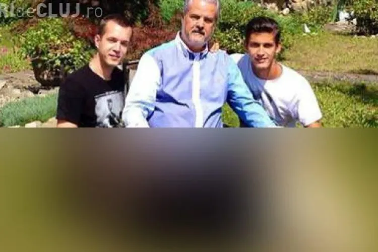 O fotografie cu Adrian Năstase conține un detaliu jenat. Fostul premier a pus-o pe Facebook - FOTO