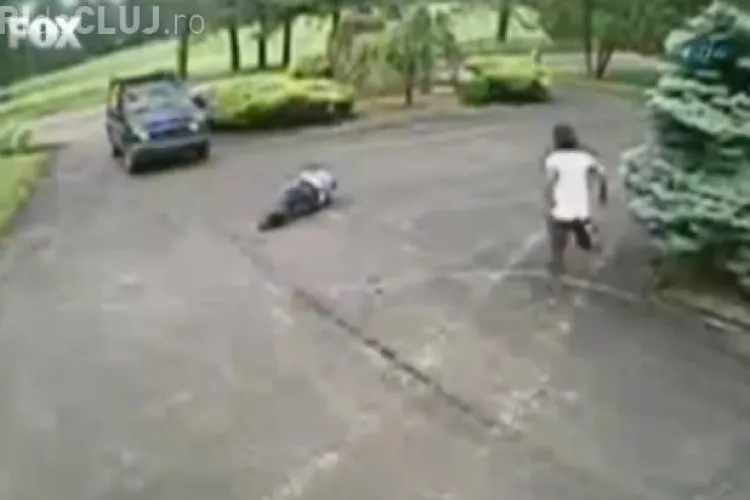 Cel mai RIDICOL accident din istorie. Doi șoferi au dovedit cât sunt de neglijenți - VIDEO