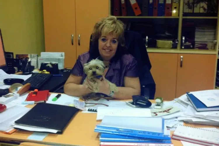 Ministrul Educației a ”executat-o” pe adjuncta spăgară de la Inspectoratul Școlar Cluj