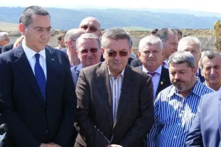 Ce nu s-a văzut la vizita lui Ponta pe Autostrada Transilvania? ”Regele asfaltului”, Dorin Umbrărescu, a avut reclamații de făcut