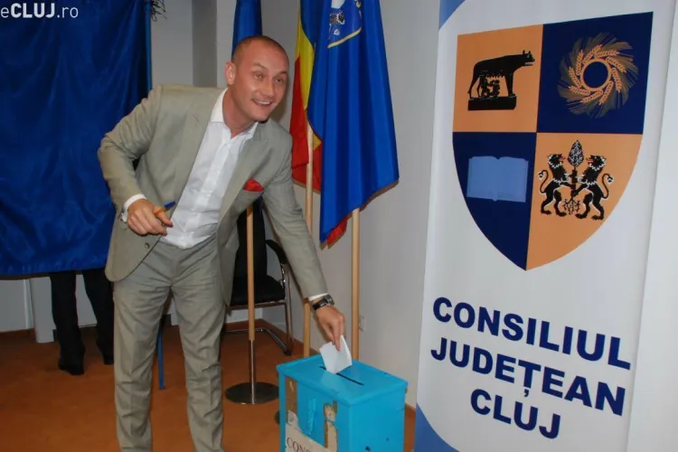 Prefectul Gheorghe Vușcan l-a demis pe Seplecan și a plecat în concediu