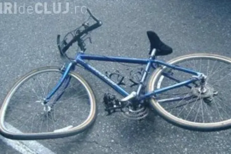 O căruță a trecut peste un biciclist la Cluj. A fost neacordare de prioritate