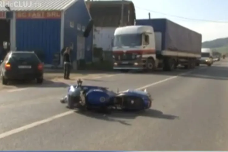 Un motociclist a fost ranit la Dej. Barbatul este in afara oricarui pericol