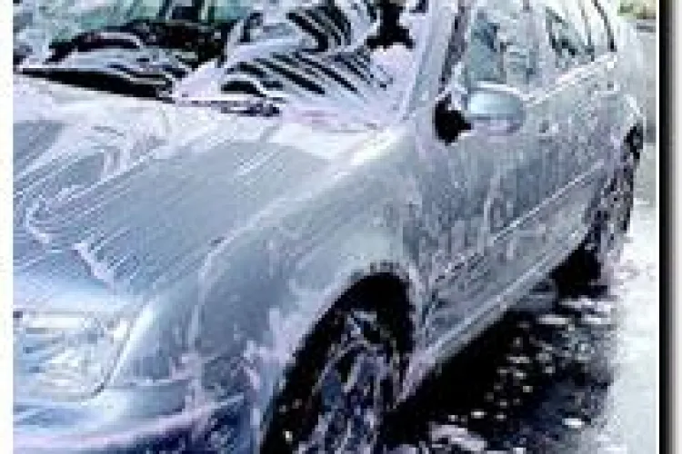 Sapte spalatorii auto au fost inchise la Cluj pentru nereguli