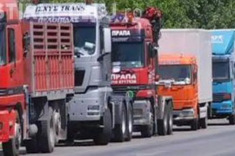 Daca faceti transport de marfa in Grecia, evitati pe cat posibil Atena! Mai multi soferi clujeni au fost atacati de transportatorii greci!