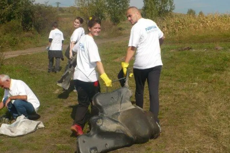 Clujul, campion national la curatenie, in campania "Let's do it Romania"! Vezi care sunt judetele de pe locul 2 si 3