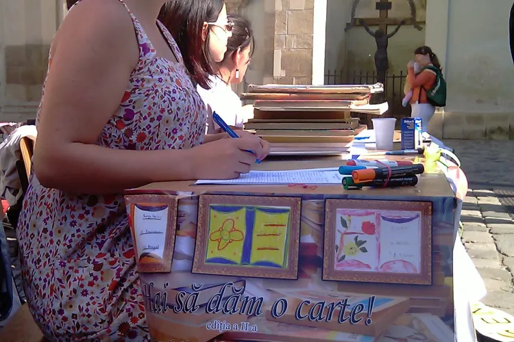 Carti pentru copiii de la tara pot fi donate in Piata Muzeului, pana la ora 19.00 - VIDEO  