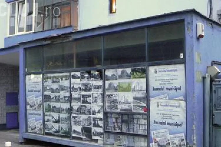 Artistii expun din aceasta saptamana in vitrinele din centru, in cadrul proiectului "Orasul vizibil"