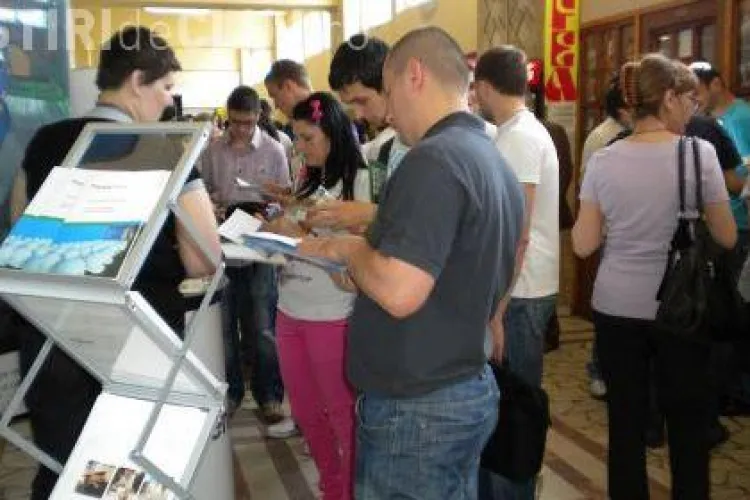 Locuri de munca putine la Bursa Absolventilor de la Cluj! Numai 400 de job -uri pentru tineri