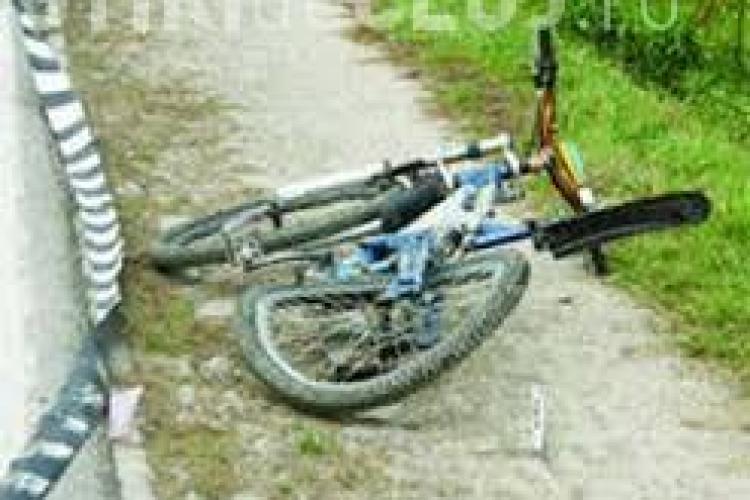 Accident grav la Jucu! Un biciclist a căzut în cap