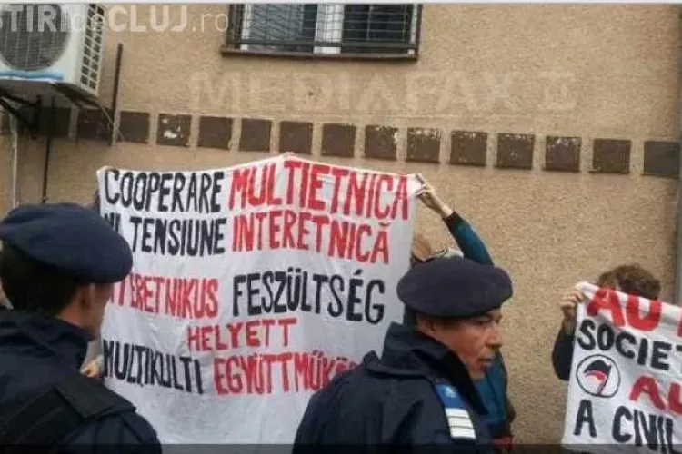 Premierul Ungariei primit la Cluj cu proteste