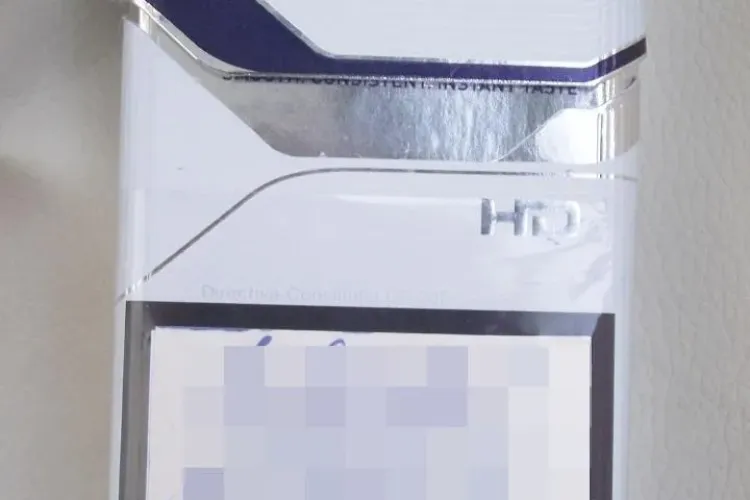 Iubita i-a lăsat un mesaj pe pachetul de țigări, iar el a renunțat la fumat - FOTO