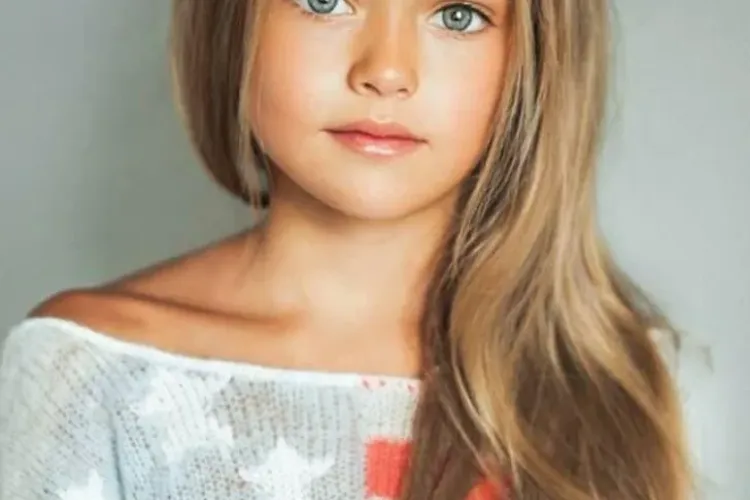 Fotografii cu cea mai FRUMOASĂ FETIŢĂ din lume - FOTO